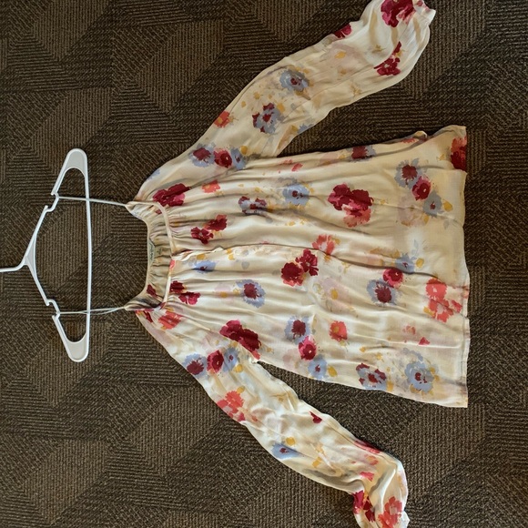 Lucky brand flowy flower top - Picture 3 of 3